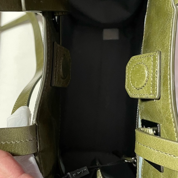 NWT HALSTON HERITAGE  OLIVE COLORED  HANDBAG - Picture 6 of 12